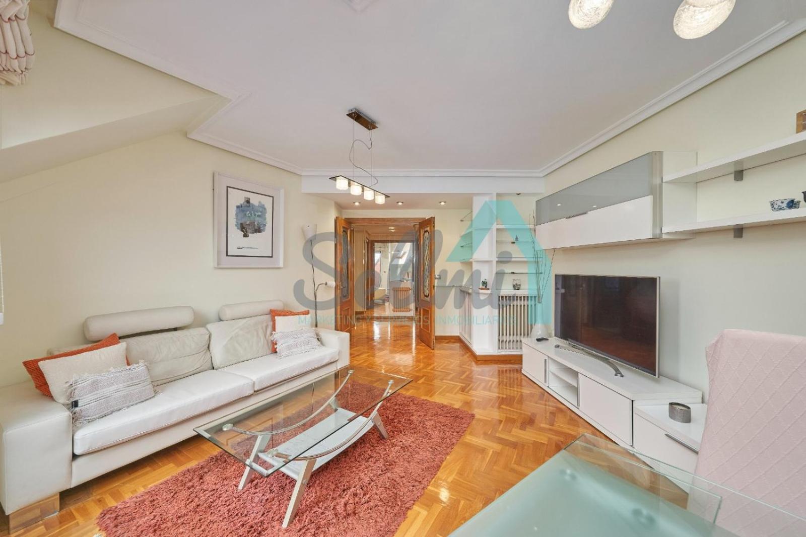 Apartament Atico Salesas Oviedo Zewnętrze zdjęcie