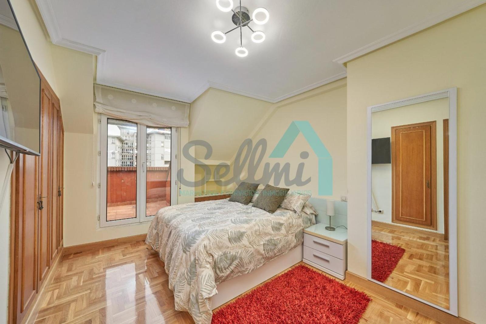 Apartament Atico Salesas Oviedo Zewnętrze zdjęcie