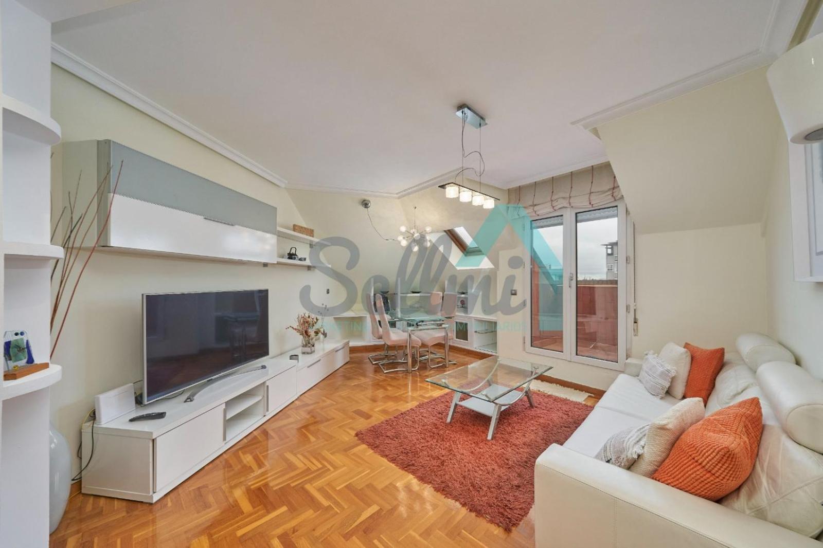 Apartament Atico Salesas Oviedo Zewnętrze zdjęcie